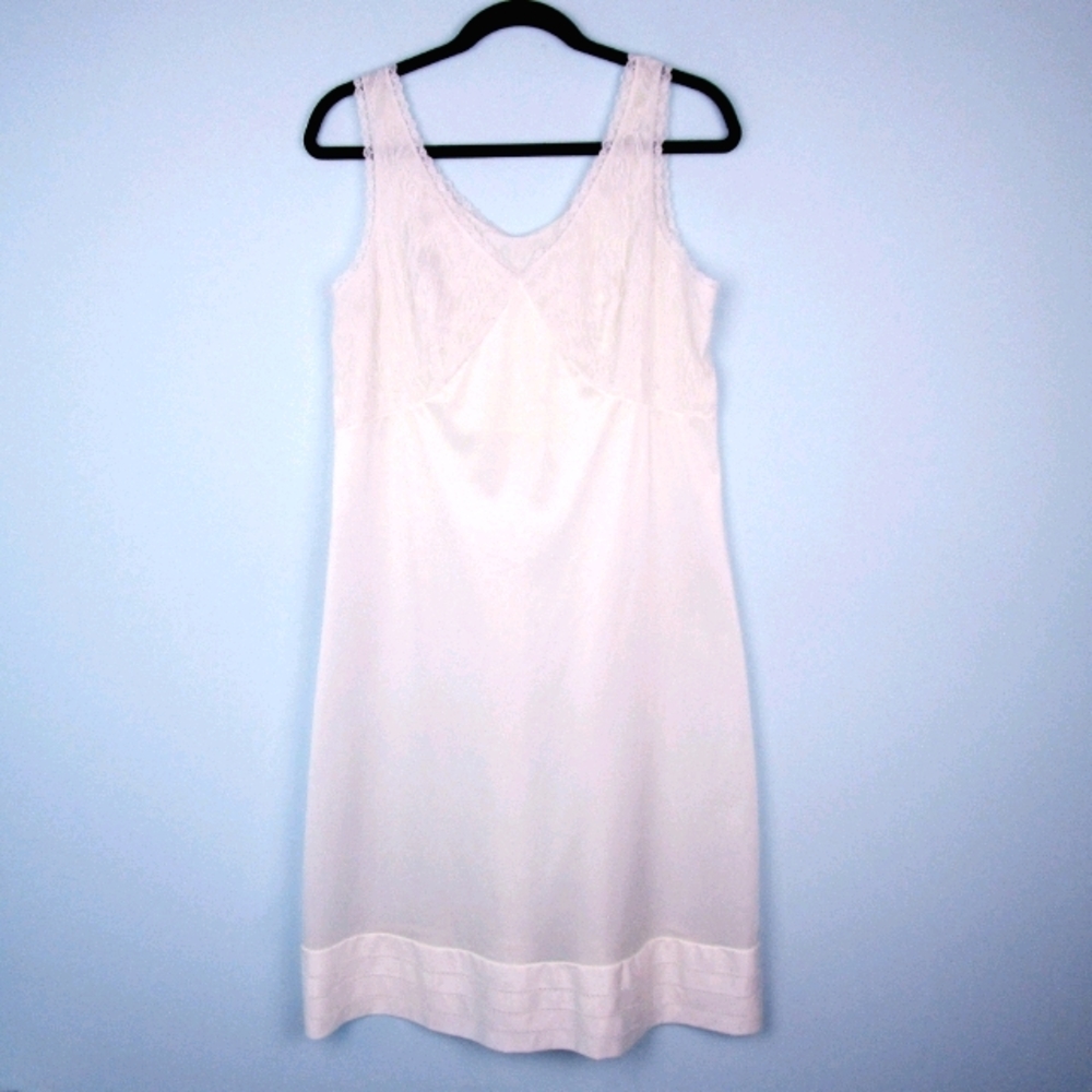 💛VTG 70s White Lace Nylon Slip Dress Nightgown